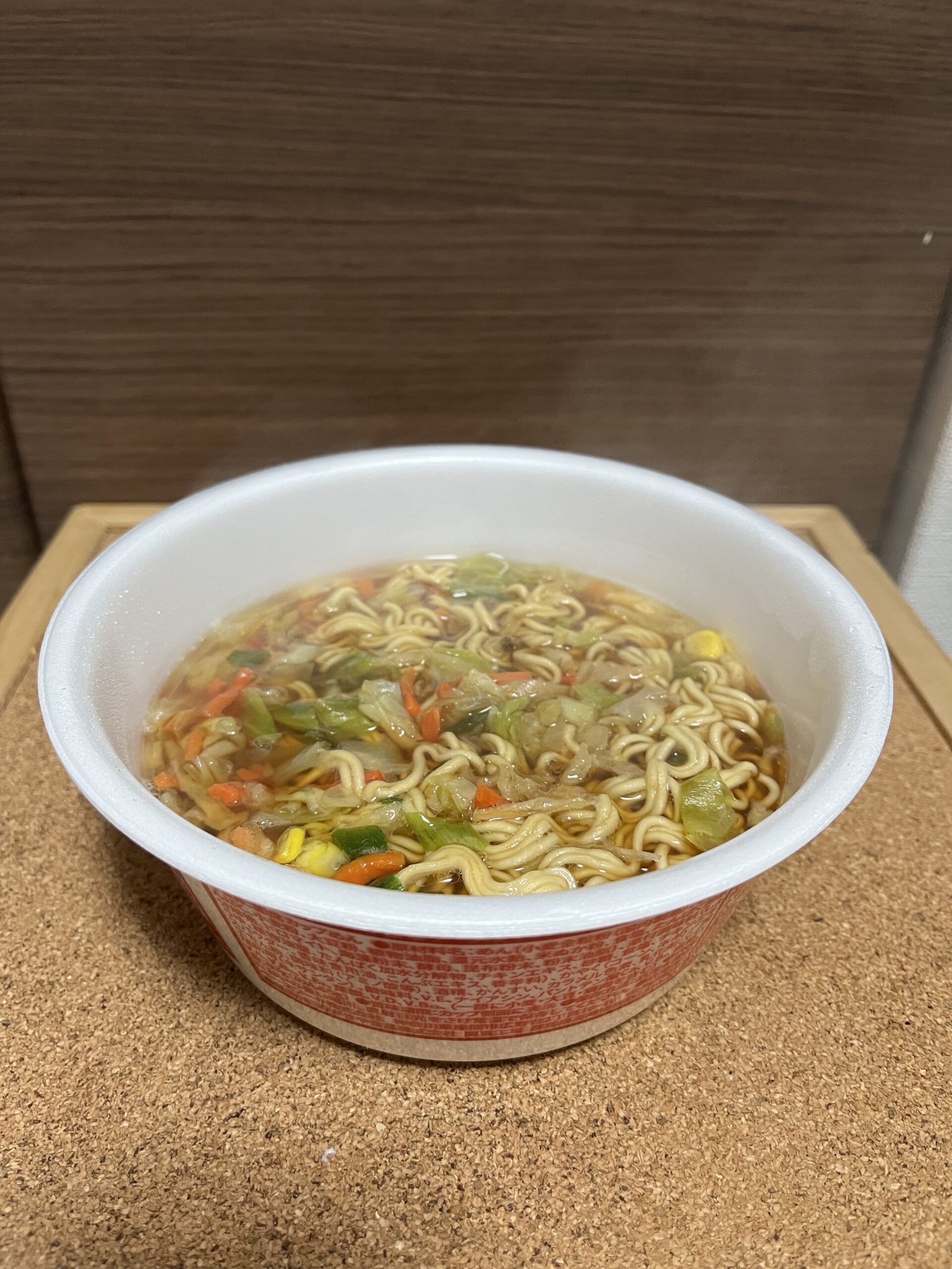 ベースラーメン 鶏ガラ醤油のパッケージ